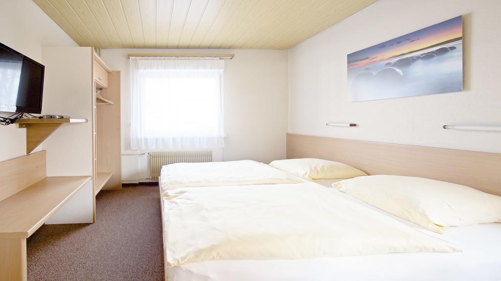 Hotel Victoria Weil am Rhein Zimmer foto